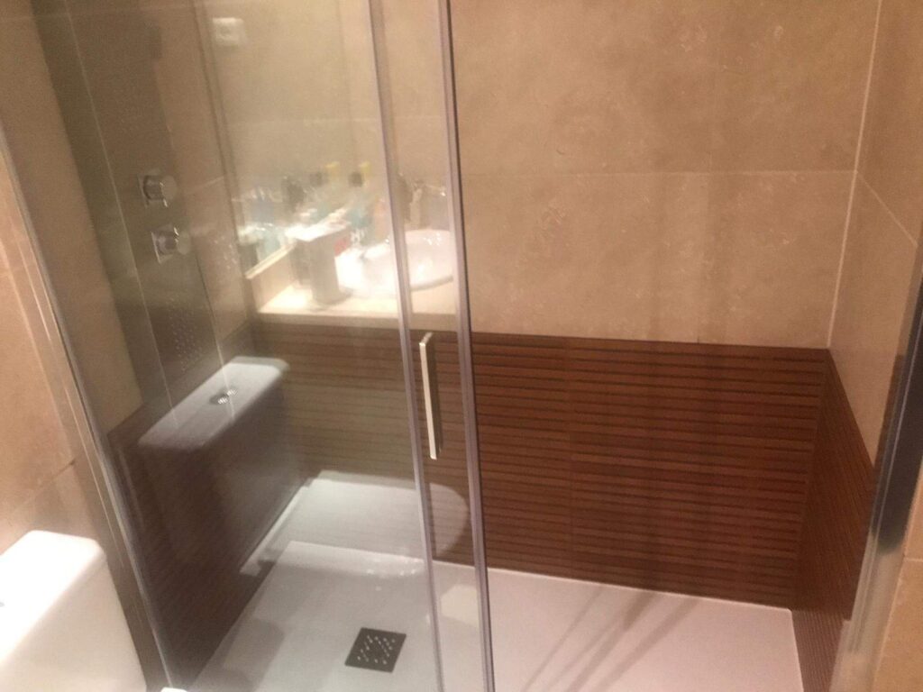 CAMBIO DE BAÑERA POR DUCHA EN BOADILLA DEL MONTE (MADRID)
