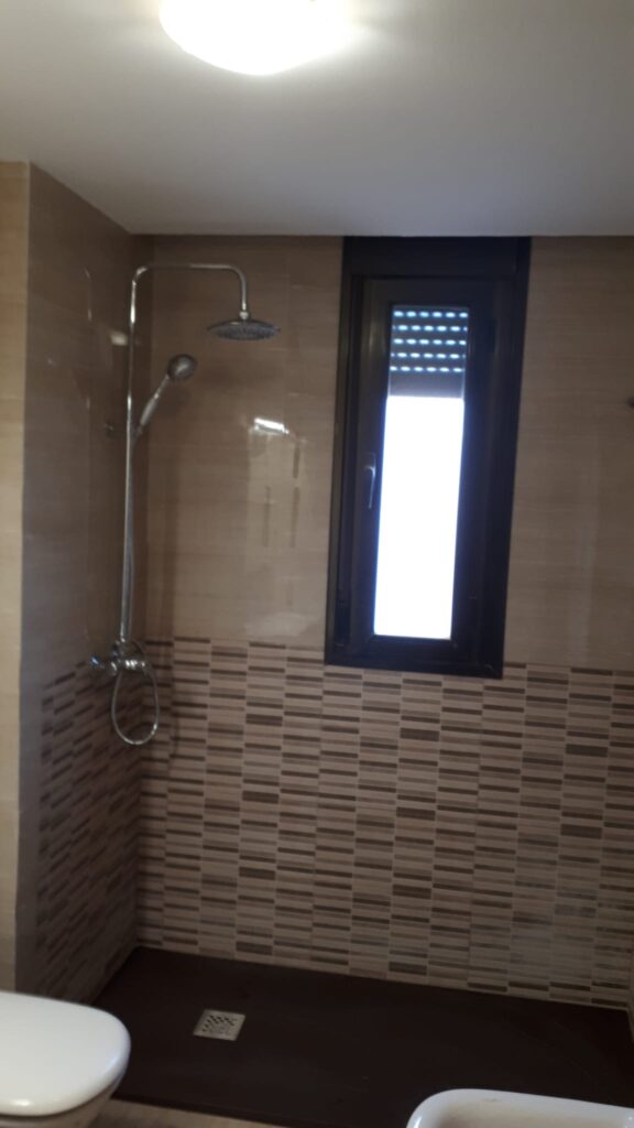 CAMBIO DE BAÑERA POR DUCHA EN EL PARDO (MADRID)